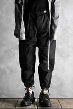 画像をギャラリービューアに読み込む, CHANGES VINTAGE REMAKE MILITARY CARGO TAPERED PANTS / WOODLAND CAMO (CHARCOAL DYED #A)