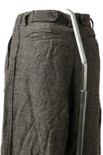 画像をギャラリービューアに読み込む, YUTA MATSUOKA buggy trousers / primitive wool (brown)