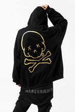 Load image into Gallery viewer, mastermind JAPAN SWEAT HOODIE / GLITTER LOGO & SKULL (BLACK)