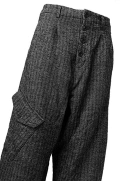 画像をギャラリービューアに読み込む, YUTA MATSUOKA buggy trousers / wool linen herringbone (charcoal grey)