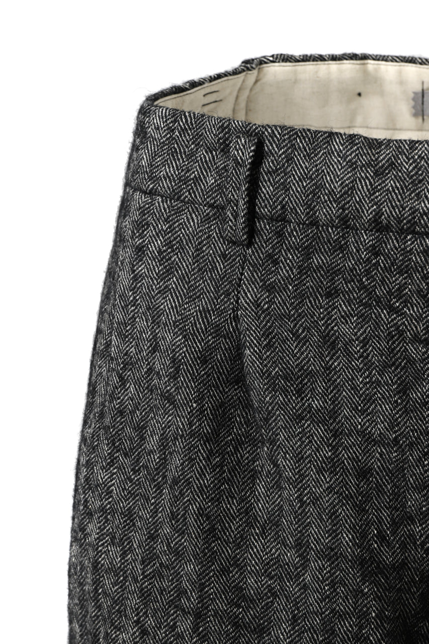 画像をギャラリービューアに読み込む, YUTA MATSUOKA buggy trousers / wool linen herringbone (charcoal grey)