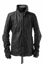 画像をギャラリービューアに読み込む, BORIS BIDJAN SABERI HORSE LEATHER PRIMALOFT® PADDED JACKET / OBJECT DYED & BODY MOLDED "J2.1-FMM20020" (BLACK)