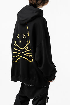 Load image into Gallery viewer, mastermind JAPAN SWEAT HOODIE / GLITTER LOGO & SKULL (BLACK)