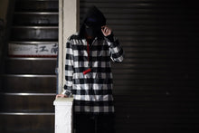 Load image into Gallery viewer, ISAMU KATAYAMA BACKLASH ATOMIZER NECK HOLDER / Italy Shoulder (RED)