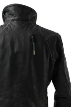 画像をギャラリービューアに読み込む, BORIS BIDJAN SABERI HORSE LEATHER PRIMALOFT® PADDED JACKET / OBJECT DYED & BODY MOLDED "J2.1-FMM20020" (BLACK)