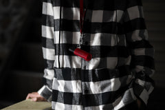 Load image into Gallery viewer, ISAMU KATAYAMA BACKLASH ATOMIZER NECK HOLDER / Italy Shoulder (RED)