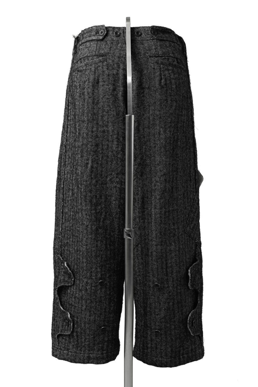 画像をギャラリービューアに読み込む, YUTA MATSUOKA buggy trousers / wool linen herringbone (charcoal grey)