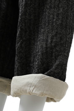 画像をギャラリービューアに読み込む, YUTA MATSUOKA buggy trousers / wool linen herringbone (charcoal grey)
