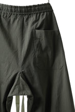Load image into Gallery viewer, KLASICA GARNER EXTRA WIDE STRING TROUSERS / HIGH DENSITY MATT TWILL (OLIVE)