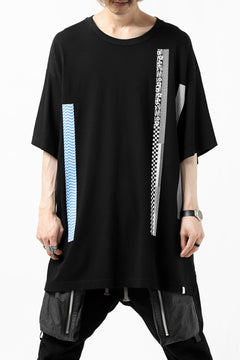 画像をギャラリービューアに読み込む, FACETASM BARCODE PRINT TEE (BLACK)