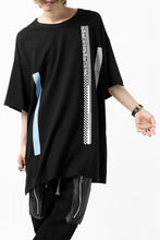 画像をギャラリービューアに読み込む, FACETASM BARCODE PRINT TEE (BLACK)