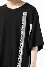 画像をギャラリービューアに読み込む, FACETASM BARCODE PRINT TEE (BLACK)