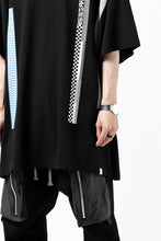 画像をギャラリービューアに読み込む, FACETASM BARCODE PRINT TEE (BLACK)