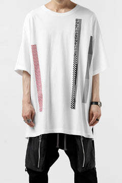 画像をギャラリービューアに読み込む, FACETASM BARCODE PRINT TEE (WHITE)