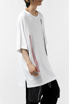 画像をギャラリービューアに読み込む, FACETASM BARCODE PRINT TEE (WHITE)