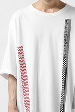 画像をギャラリービューアに読み込む, FACETASM BARCODE PRINT TEE (WHITE)