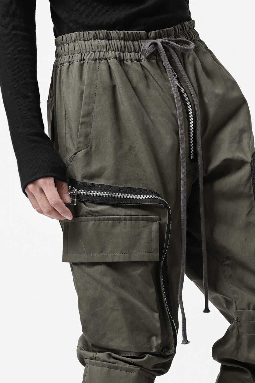 画像をギャラリービューアに読み込む, A.F ARTEFACT ZIP CARGO POCKET PANTS (KHAKI)