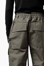 画像をギャラリービューアに読み込む, A.F ARTEFACT ZIP CARGO POCKET PANTS (KHAKI)