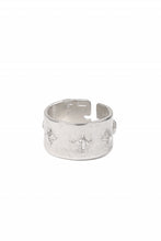 画像をギャラリービューアに読み込む, m.a+ thick silver stitched multiple cross ring / AG538/AG (SILVER)