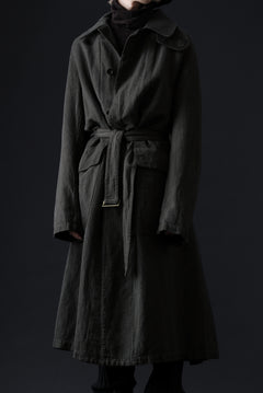Load image into Gallery viewer, ISAMU KATAYAMA BACKLASH OVER COAT / GARMENT NATURAL DYED WOVEN + ELECTRIC HEATING LINER (LEAF)