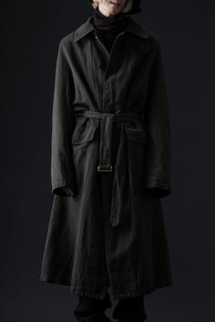 Load image into Gallery viewer, ISAMU KATAYAMA BACKLASH OVER COAT / GARMENT NATURAL DYED WOVEN + ELECTRIC HEATING LINER (LEAF)