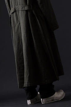 Load image into Gallery viewer, ISAMU KATAYAMA BACKLASH OVER COAT / GARMENT NATURAL DYED WOVEN + ELECTRIC HEATING LINER (LEAF)