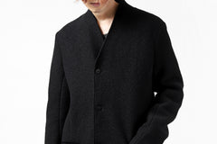 Load image into Gallery viewer, daub RAW EDGE COAT / VIRGIN WOOL (BLACK)