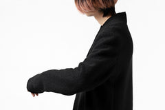 Load image into Gallery viewer, daub RAW EDGE COAT / VIRGIN WOOL (BLACK)
