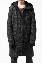 Load image into Gallery viewer, daub HOODED LONG ZIP COAT / MERANGE KNITTED (BLACK)