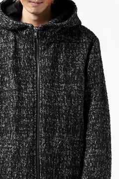 Load image into Gallery viewer, daub HOODED LONG ZIP COAT / MERANGE KNITTED (BLACK)