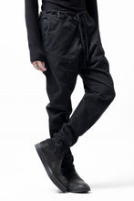 画像をギャラリービューアに読み込む, daub DYEING EASY TROUSER PANTS / STRETCH TWILL COTTON (BLACK)