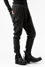 Load image into Gallery viewer, daub SWEAT SLIM JOGGER PANTS / COLD DYED JERSEY (DARK GREY)