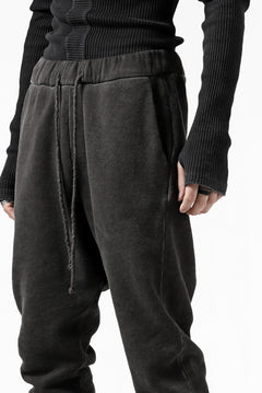 Load image into Gallery viewer, daub SWEAT SLIM JOGGER PANTS / COLD DYED JERSEY (DARK GREY)