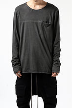 Load image into Gallery viewer, daub CHEST POCKET LONG SLEEVE CUT SEWN / COLD DYED JERSEY (DARK GREY)