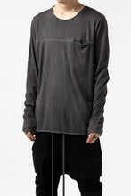 Load image into Gallery viewer, daub CHEST POCKET LONG SLEEVE CUT SEWN / COLD DYED JERSEY (DARK GREY)