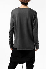 Load image into Gallery viewer, daub CHEST POCKET LONG SLEEVE CUT SEWN / COLD DYED JERSEY (DARK GREY)
