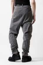Load image into Gallery viewer, daub DYEING CLOSURE PANTS / STRETCH L.C (GREY)