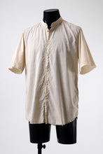 Load image into Gallery viewer, daub DYEING MINIMAL SS SHIRT / ORGANIC COTTON (SAND)