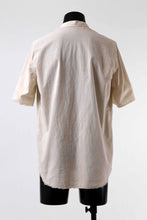 Load image into Gallery viewer, daub DYEING MINIMAL SS SHIRT / ORGANIC COTTON (SAND)