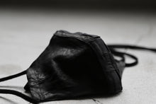 画像をギャラリービューアに読み込む, masnada LEATHER MASK / PELLE DI PECORA VEGETALE (BLACK)