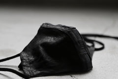 画像をギャラリービューアに読み込む, masnada LEATHER MASK / PELLE DI PECORA VEGETALE (BLACK)
