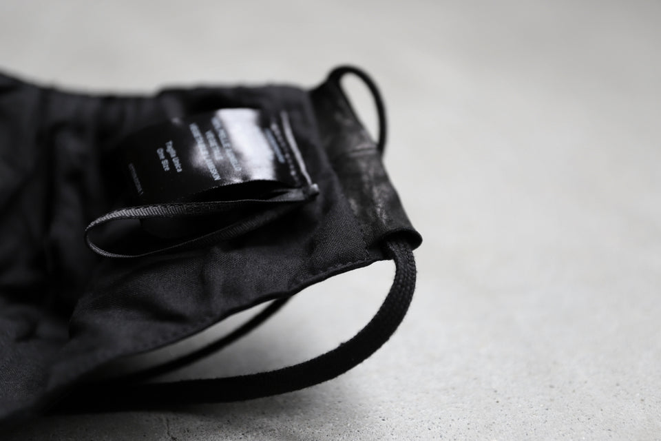 画像をギャラリービューアに読み込む, masnada LEATHER MASK / PELLE DI PECORA VEGETALE (BLACK)