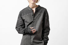 Load image into Gallery viewer, thomkrom NO COLLAR SHIRT/ JERSEY+WOVEN (BLACK OIL)