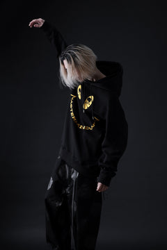 Load image into Gallery viewer, mastermind JAPAN SWEAT HOODIE / FACE LOGO (BLACK)