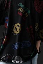 画像をギャラリービューアに読み込む, mastermind JAPAN ALL-OVER DESIGN VELOUR TEE / BOXY FIT (MULTI)