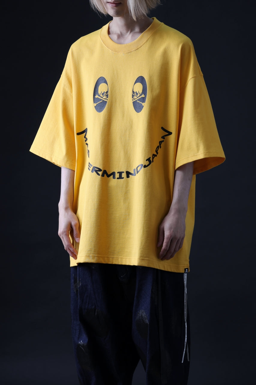 Load image into Gallery viewer, mastermind JAPAN FACE LOGO TEE / BOXY FIT (YELLOW)