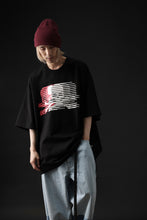 Load image into Gallery viewer, mastermind JAPAN MOVING SKULL TEE / BOXY FIT (BLACK)