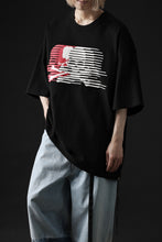Load image into Gallery viewer, mastermind JAPAN MOVING SKULL TEE / BOXY FIT (BLACK)