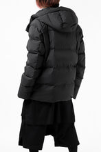 画像をギャラリービューアに読み込む, thomkrom RADICAL POCKET DOWN JACKET (BLACK)