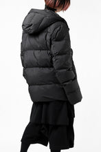 画像をギャラリービューアに読み込む, thomkrom RADICAL POCKET DOWN JACKET (BLACK)
